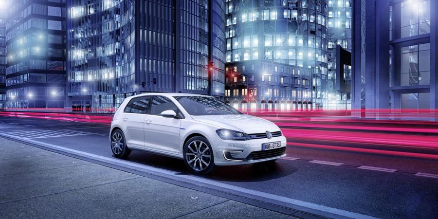  Volkswagen Golf GTE 5-Door 2014 года  (фото 3 из 45)